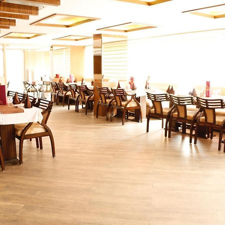 Hotel Shelter Gwalior Exterior foto