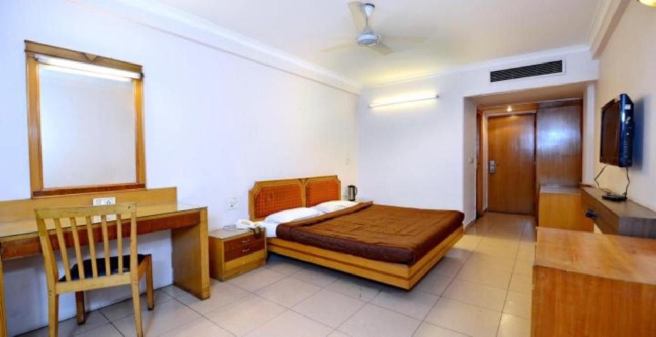 Hotel Shelter Gwalior Exterior foto
